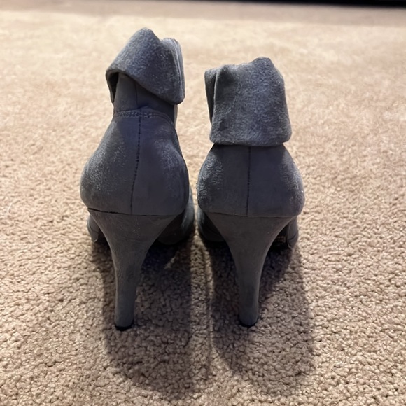 Charlotte Russe healed booties size 7 - Picture 4 of 5